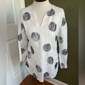 Carole Little long sleeved black and white patterned linen top Size small